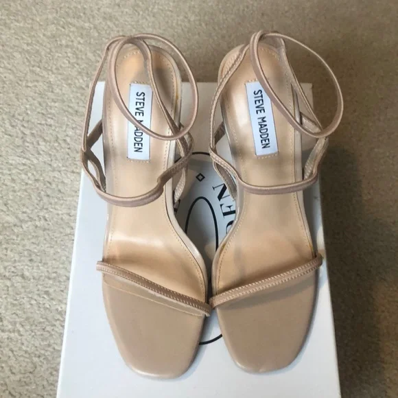 Steve Madden ‘NECTUR’ nude heel - Picture 1 of 6